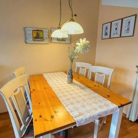 - Haus B, App 0b0803 Apartment Heiligenhafen