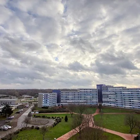 - Haus B, App 0b0803 Apartment *